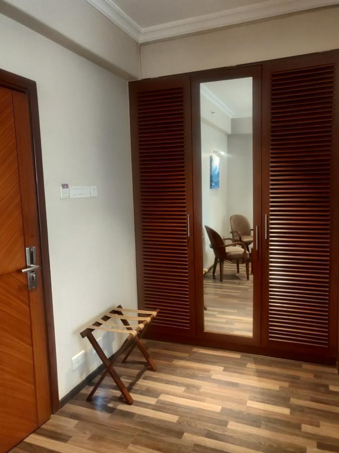 Hotel Adiva Residency Beacon, Grant Road, Bombay Extérieur photo
